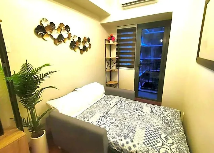 New And Cozy 1br Unit Near Moa Shore 3 Hotel Manila